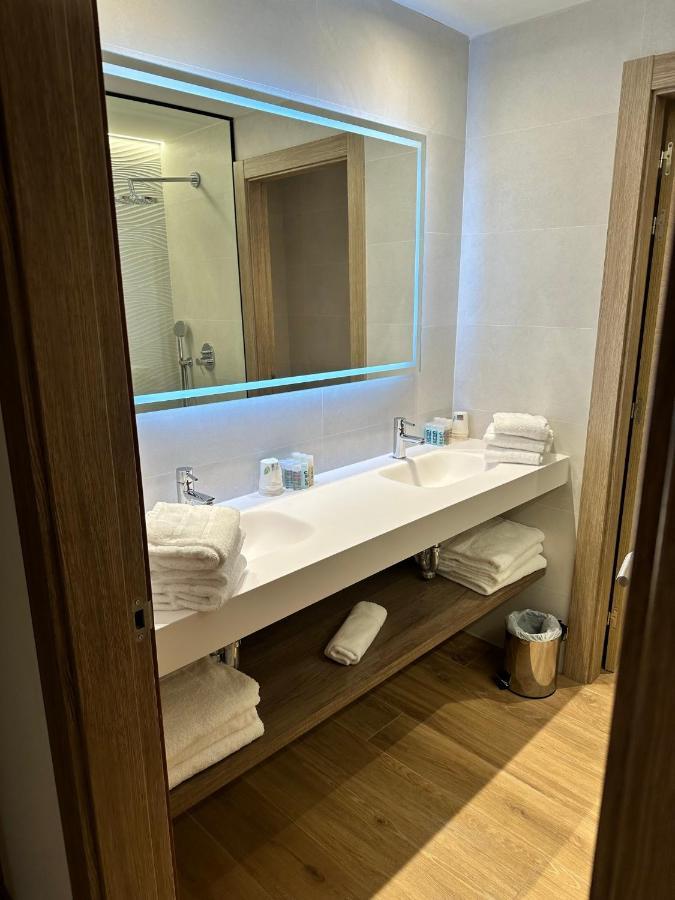 Hotel Monte Perdido Бьельса Экстерьер фото